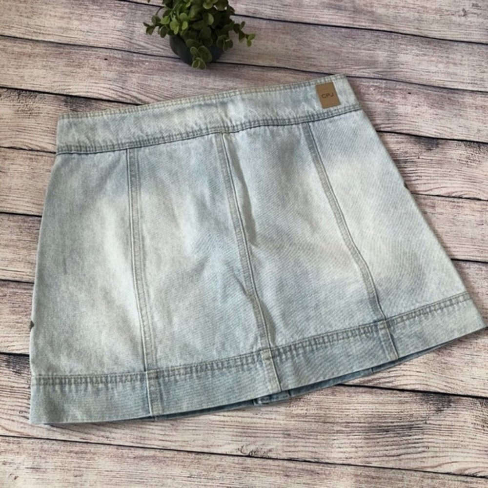 NWT C P Jeans Denim Floral Embroidered Skirt Sz 9 - Picture 3 of 4